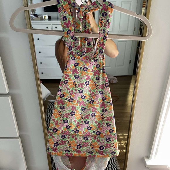 Cutest zara top - Picture 2 of 3